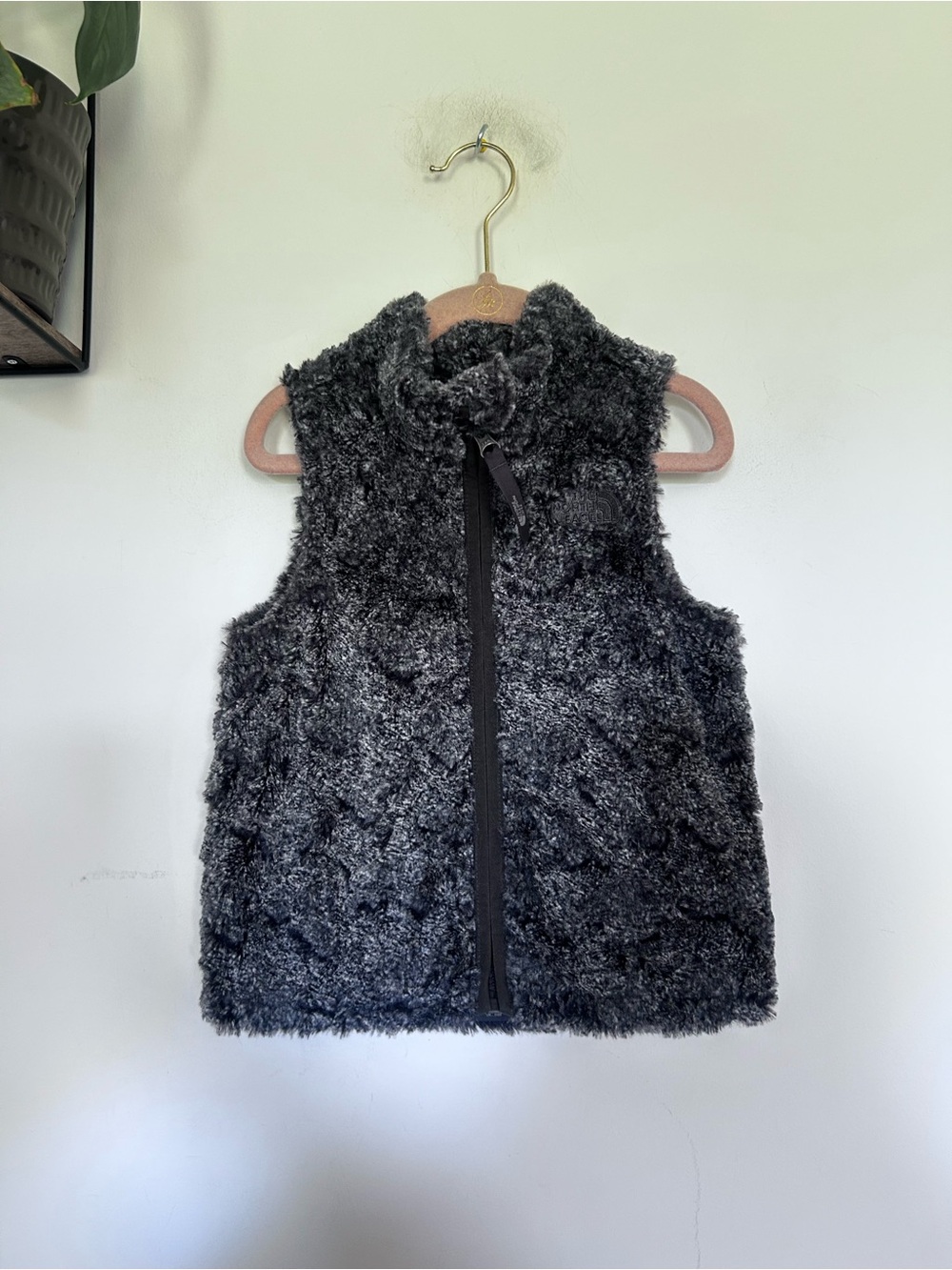 The North Face Gray Cozy Swirl Toddler Vest Faux Fur Size 3T